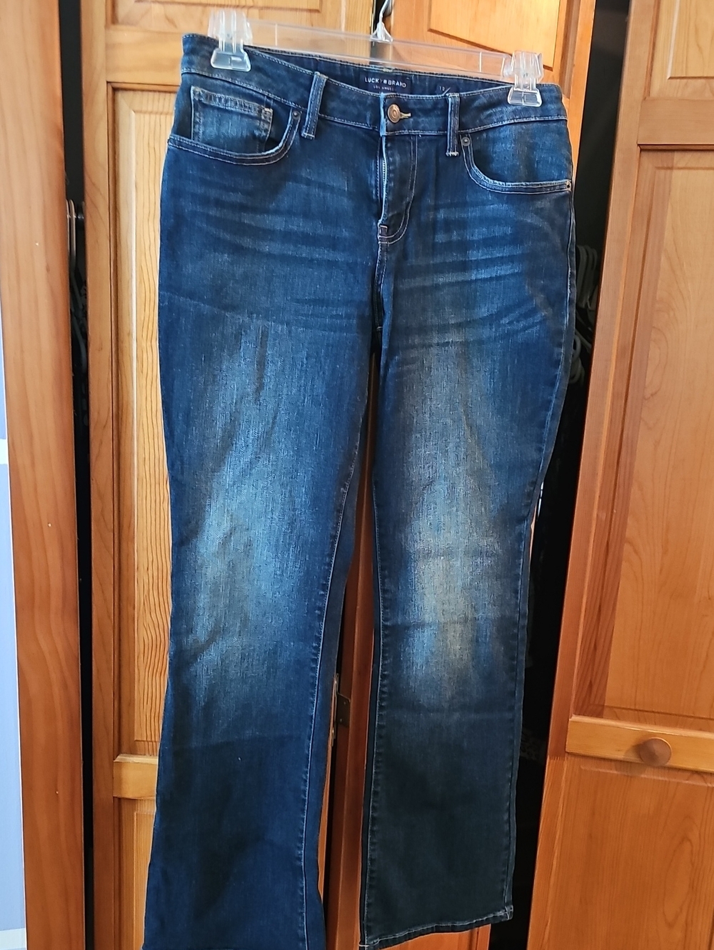 Lucky Brand Men's Bootcut Jeans in Dark Blue Wash